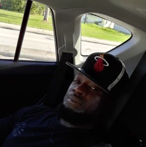 Meet your Posher, Tavarus